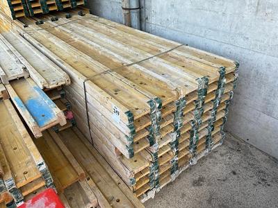 Immagine panoramica di Buttholz schalung Shuttering beam (50x)